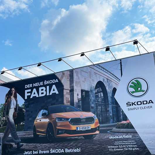 Škoda Fabia Werbung: Neuer Škoda Fabia in Orange. Jetzt bei Ihrem Škoda Betrieb!